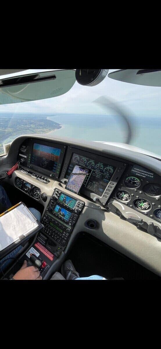 Cirrus SR20