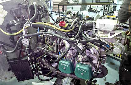 ROTAX 912 ULS2 Motor zu verkaufen. Sehr guter Zustand, Seriennummer 9574338, Baujahr 2021